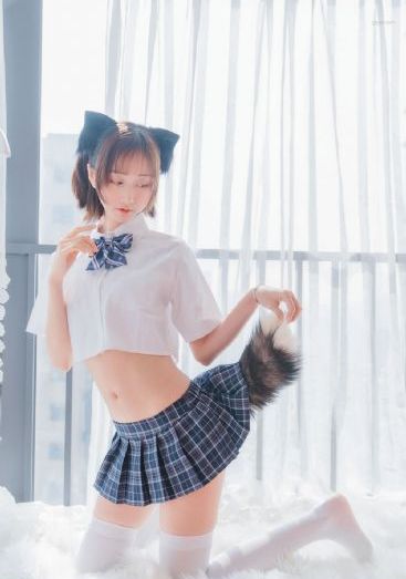 边吃早餐边被肉肉h_手机免费播放动漫